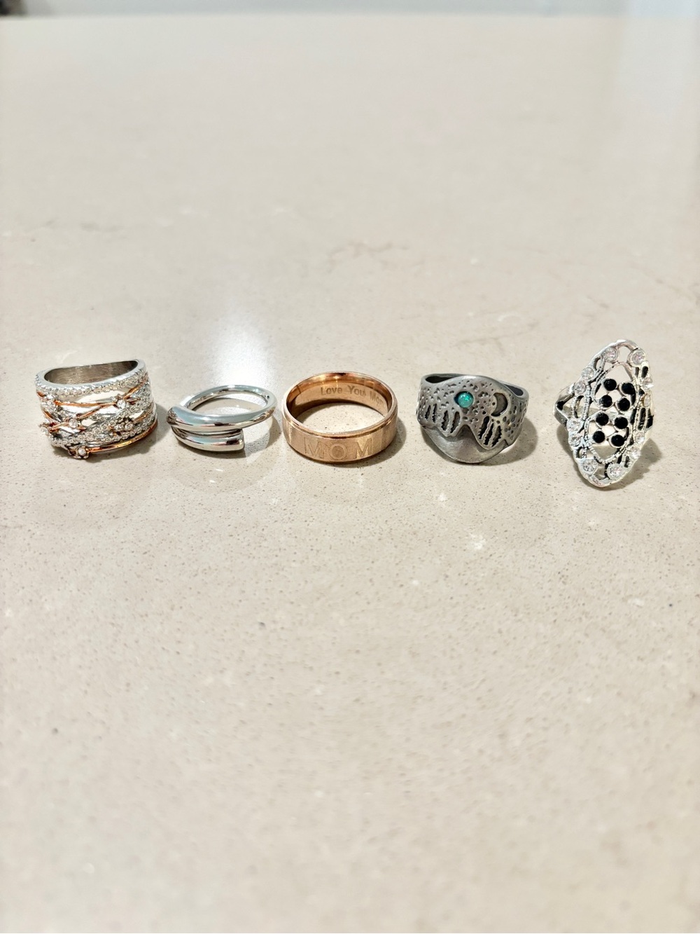 5 Pc Ring Bundle Lot Sizes 7-12 MOM Love You Mom Silver Gold Statement Rings
